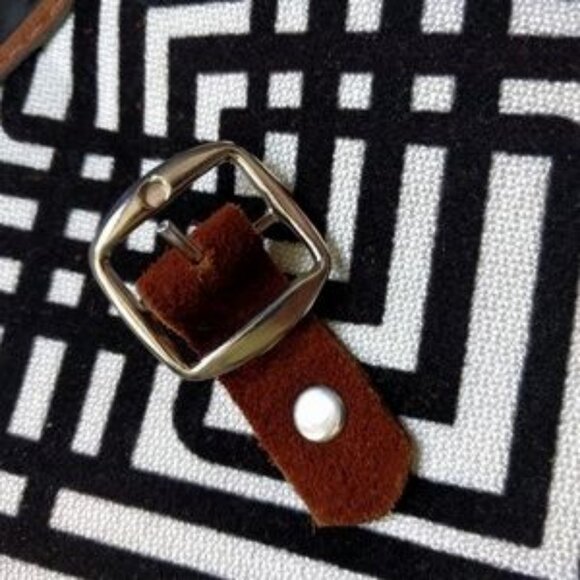 Geometric Print Black & White Crossbody Bag w/ Leather Trim - Picture 4 of 6